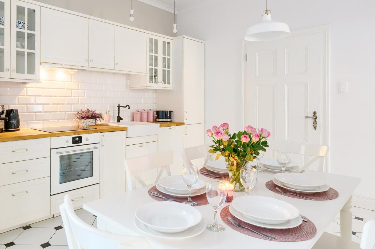 Apartament Nowe Miasto - Przy Parku Roz Гожув-Велькопольски Экстерьер фото